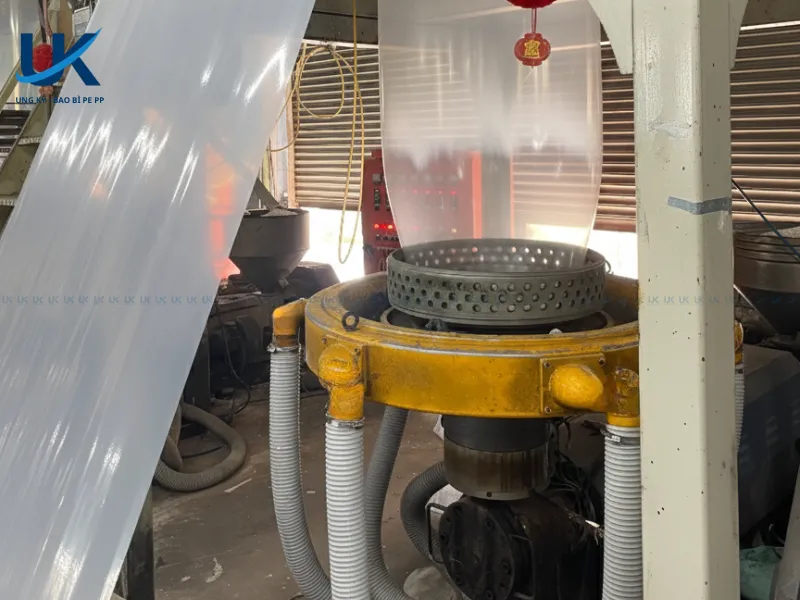 kich-thuoc-va-do-day-tui-PE-8