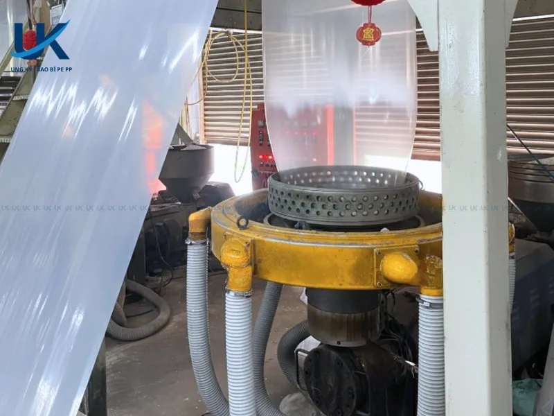 Quy-trinh-san-xuat-bao-bi-nhua-1