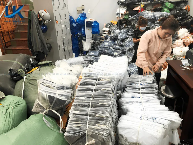 Tui-PE-mieng-dan-in-1-mat-36x55.5x5.5cm-12