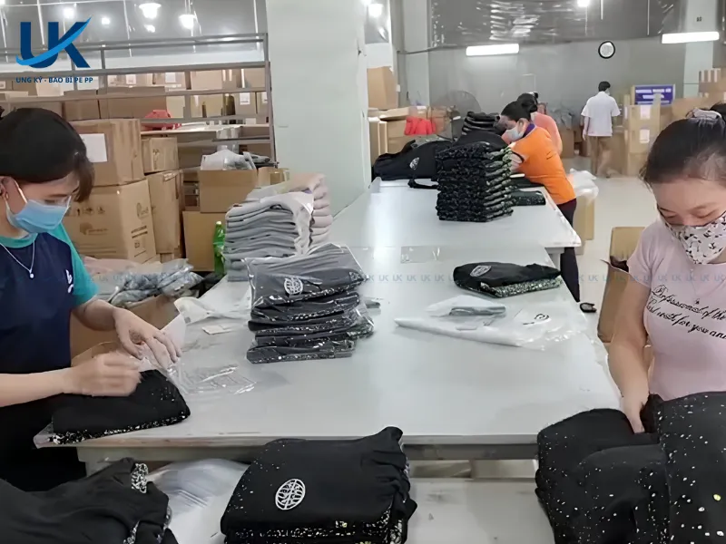 Tui-PE-mieng-dan-in-1-mat-38.5x25.5x5cm-12