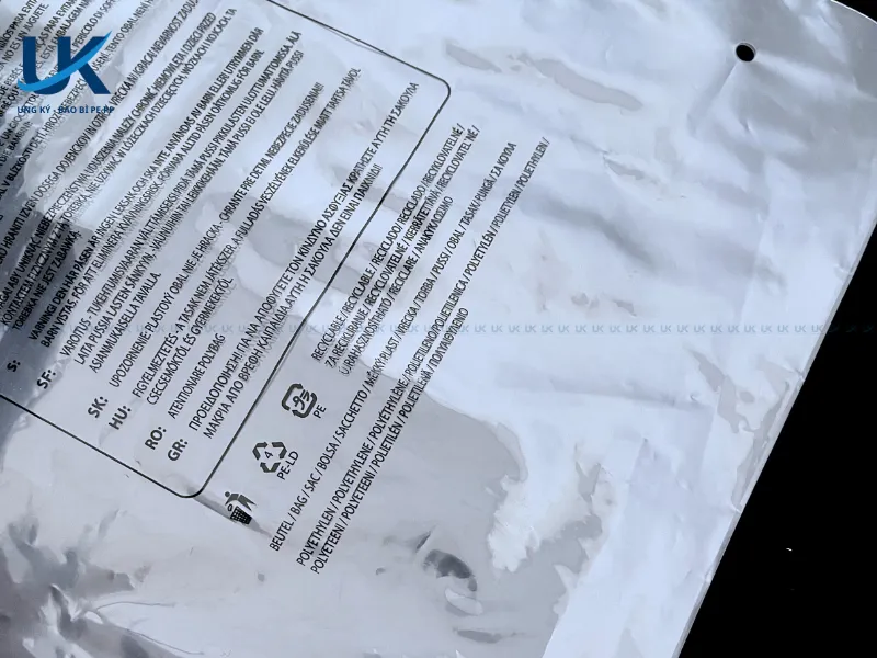 Tui-Zip-in-1-mat-29.5x40cm-11