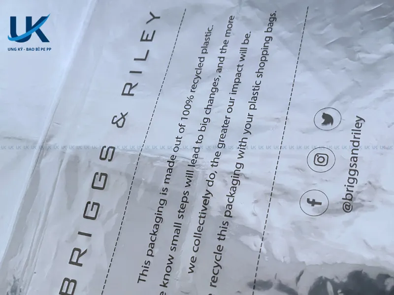 Tui-PE-mieng-bang-in-1-mat-duc-lo-60x82cm-11