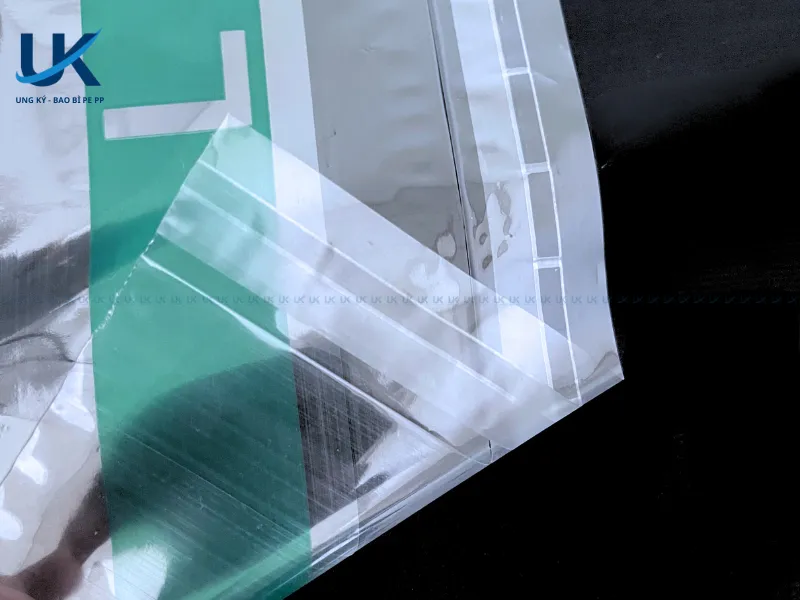 Tui-PP-mieng-dan-in-mau-xanh-la-28.5x36x4.5cm-1